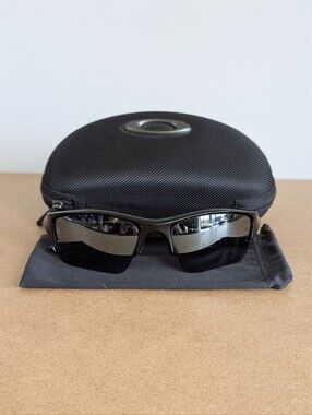 Oakley Flak Jacket Half Rim Sunglasses with Case 03-915 (Flaws)